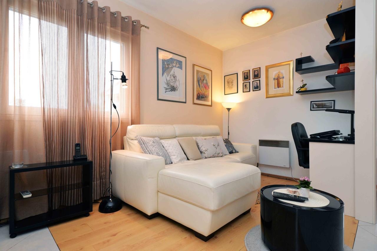 Holiday Apartment Ivan Murter Bagian luar foto
